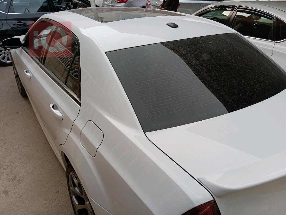 كرايسلر 300